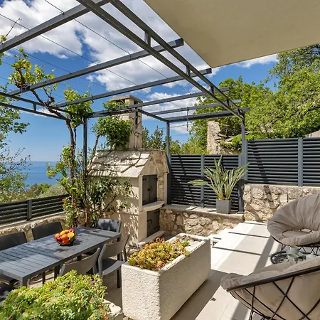 Marina - With Sea View * Makarska