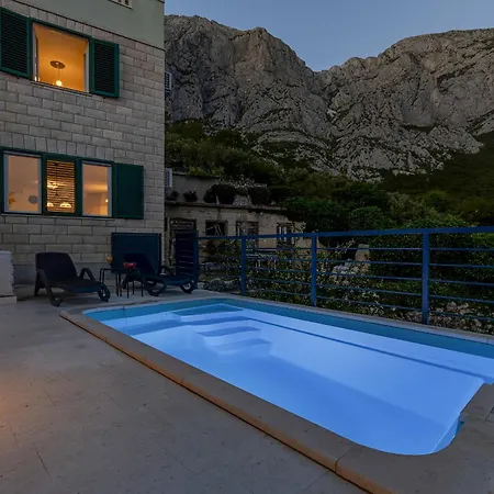 Marina - With Sea View * Makarska